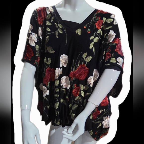 Floral Embroidered Black Top - Picture 2 of 7